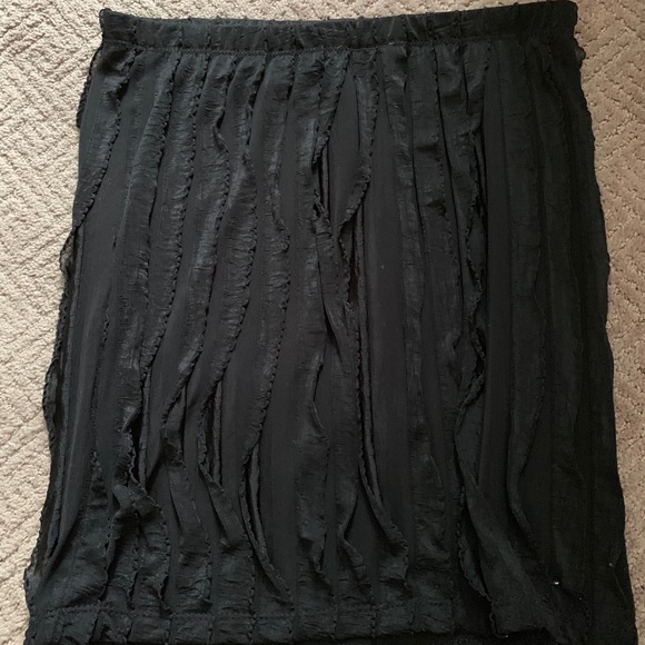 Black strapless top, size Large - Picture 3 of 5